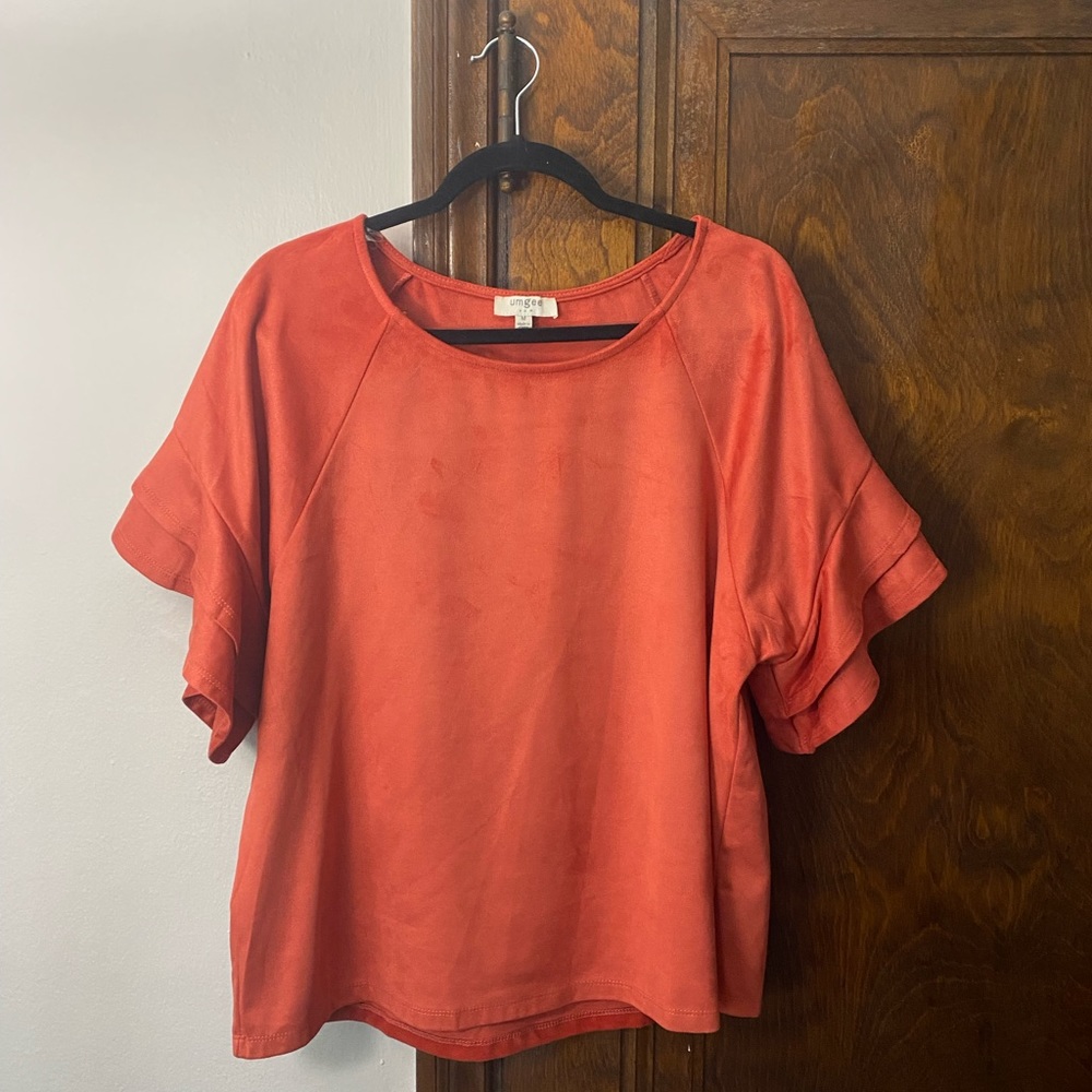 Coral suede top from Umgee - size medium